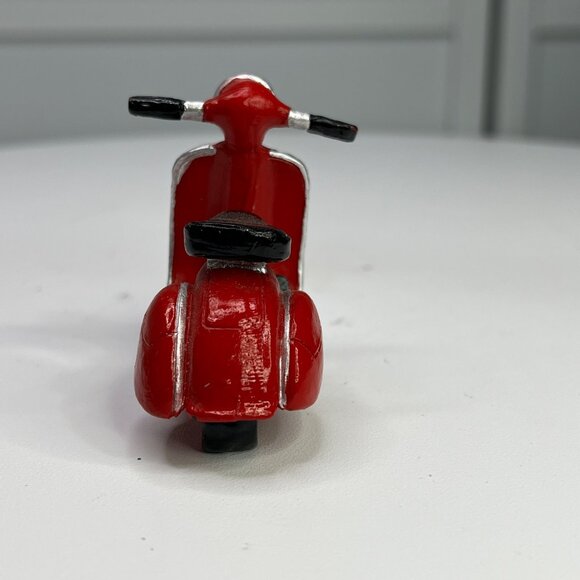 Lemax Red Moped Village Accessory - 2007 - Picture 6 of 7